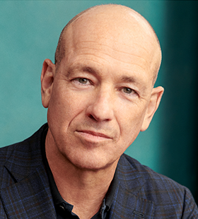 Portrait of Howard Gordon