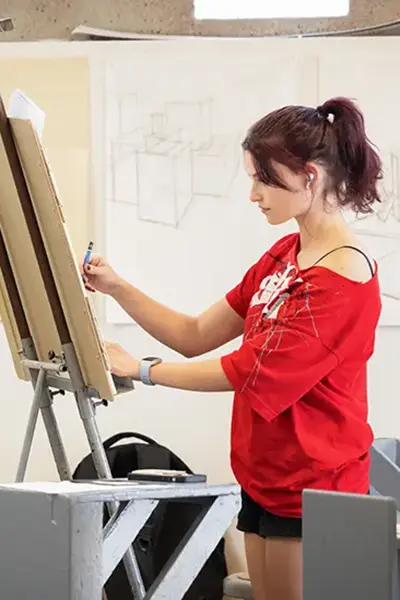 Student drawing at Otis College Foundation