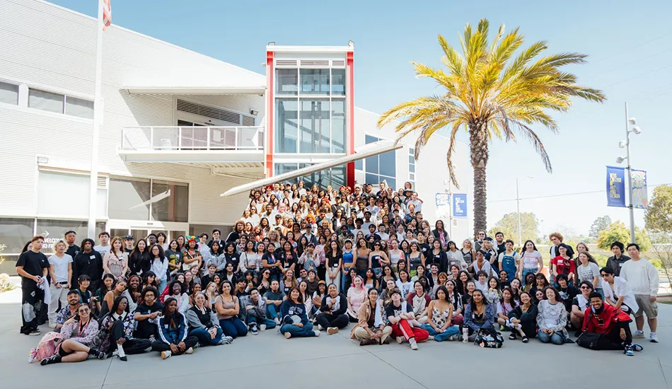 The Class of 2029 during Orientation Week in 2025. Photograph by Danielle Vega/Otis College of Art and Design. 