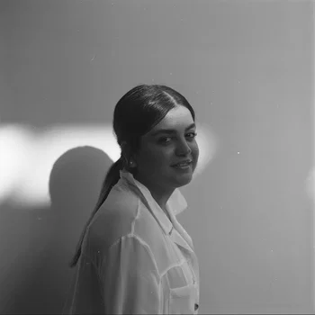 Dena Nikzat
