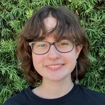 Zoe White