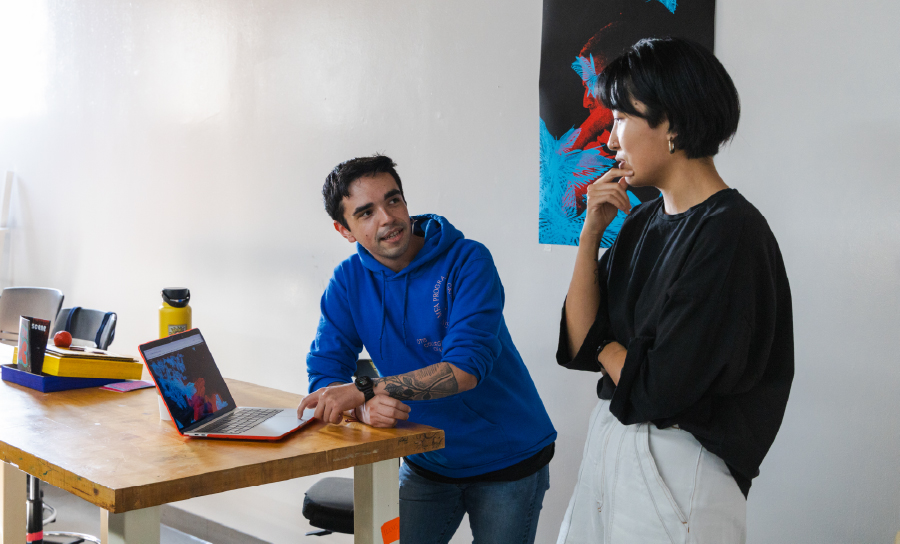 MFA students teaching other students