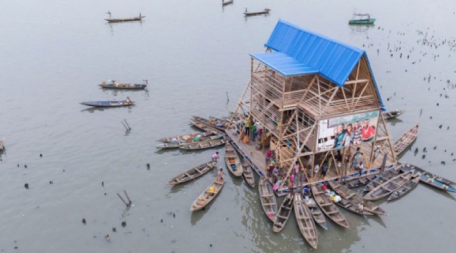 Makoko Floating School, Lagos, Nigeria, design by NLÉ, photographed by Iwan Baan