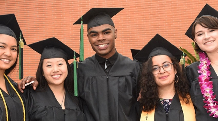2018 graduates at the Otis College Commencement Ceremony