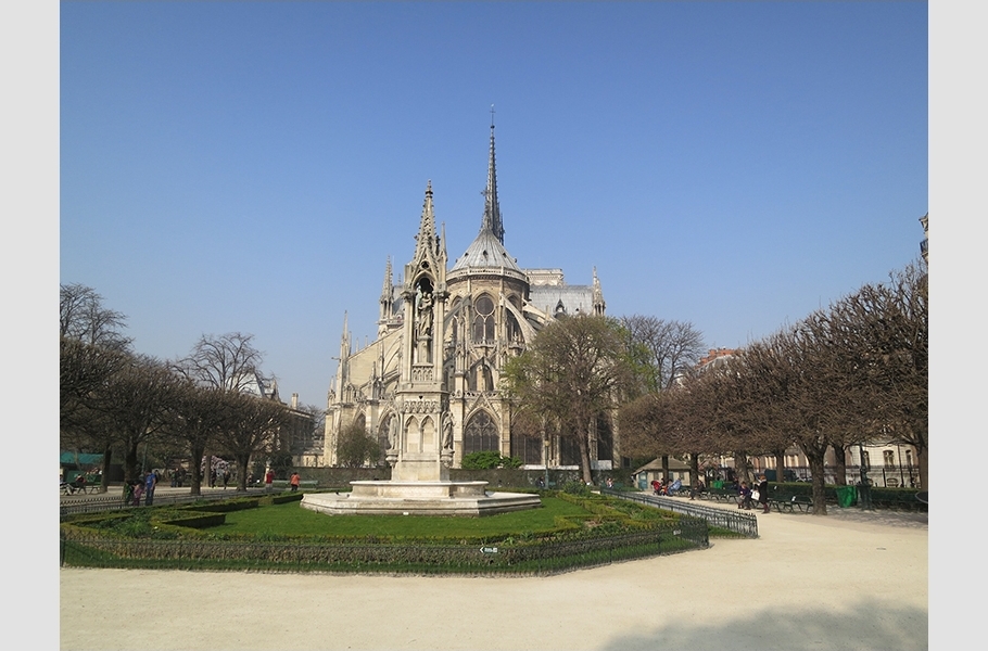 Paris Course Elective: Notre Dame